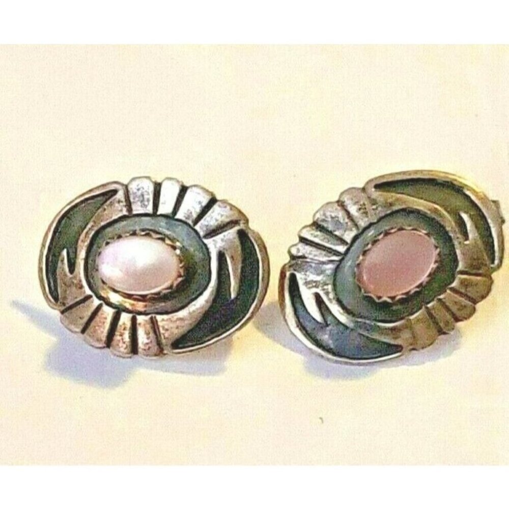 Native American Hopi Vintage Overlay MOP earrings  (1095)